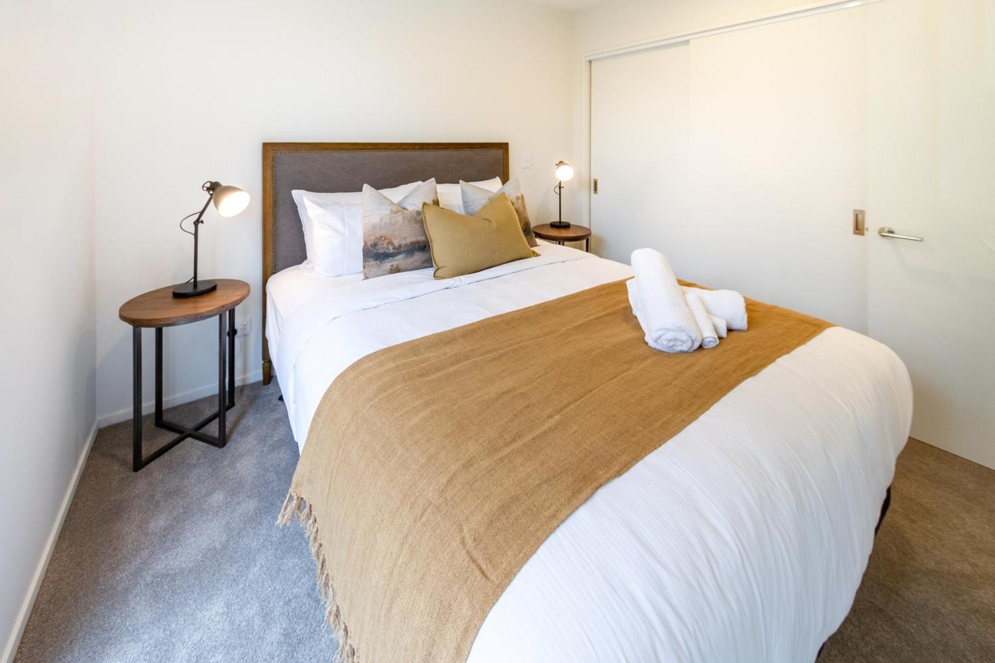 Merivale Gem: 2Br Townhouse Oasis 基督城 外观 照片
